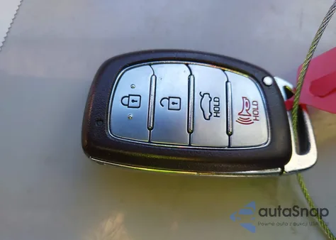 2018 Hyundai Elantra Value Edition z USA, uszkodzony, nr VIN 5NPD84LF0JH339640